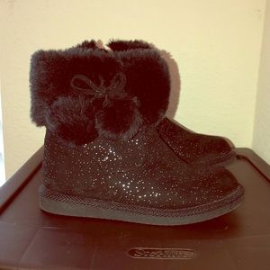 Jumping beans sparkle Pom Pom boots *Winter sale*